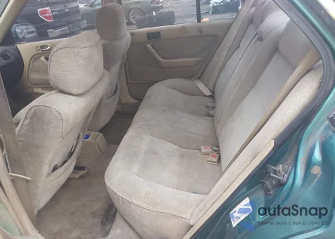 1992 Honda Accord Ex z USA, uszkodzony, nr VIN 1HGCB7578NA217868